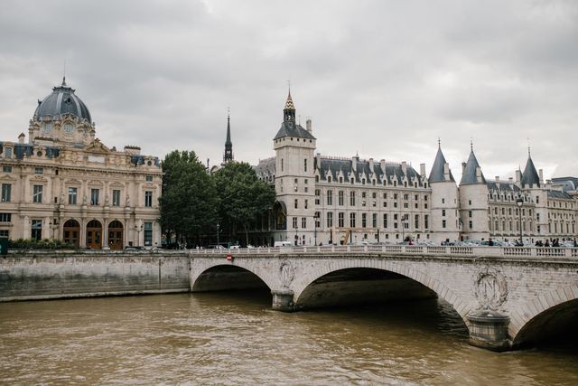 Conciergerie de quartier : des services à deux pas de chez vous Conciergerie de quartier : des services à deux pas de chez vous